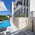 Apartman M Podstrana-private Pool 30 M2 Podstrana