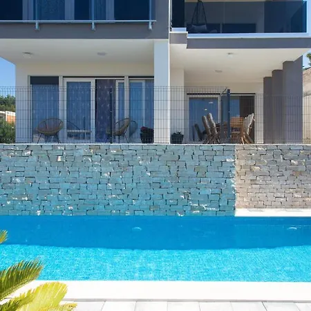 Apartment M Podstrana-private Pool 30 M2 *