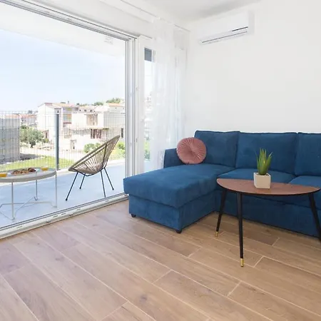 M Podstrana-private Pool 30 M2 Apartment Podstrana