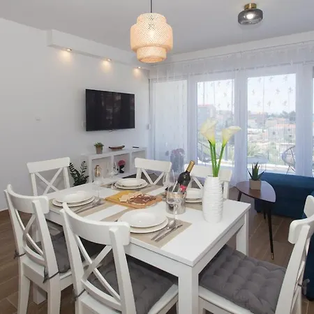 Apartment M Podstrana-private Pool 30 M2 *