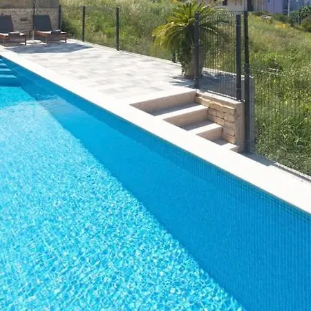 M Podstrana-private Pool 30 M2 Podstrana