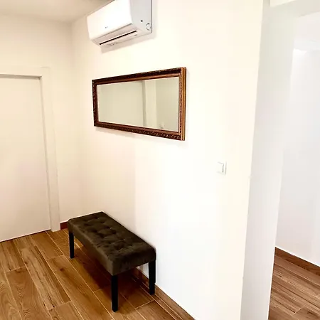 M Podstrana-private Pool 30 M2 Apartment Podstrana